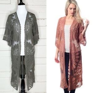 Women’s Rebellion Again Lace Cardigan